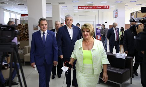 Как работают цифровые МФЦ, знают законодатели Приволжья